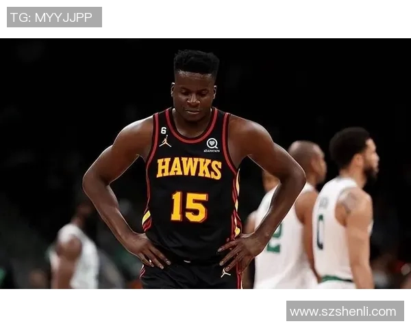 克林特卡佩拉：从新秀到明星中锋的成长之路与篮球智慧分享